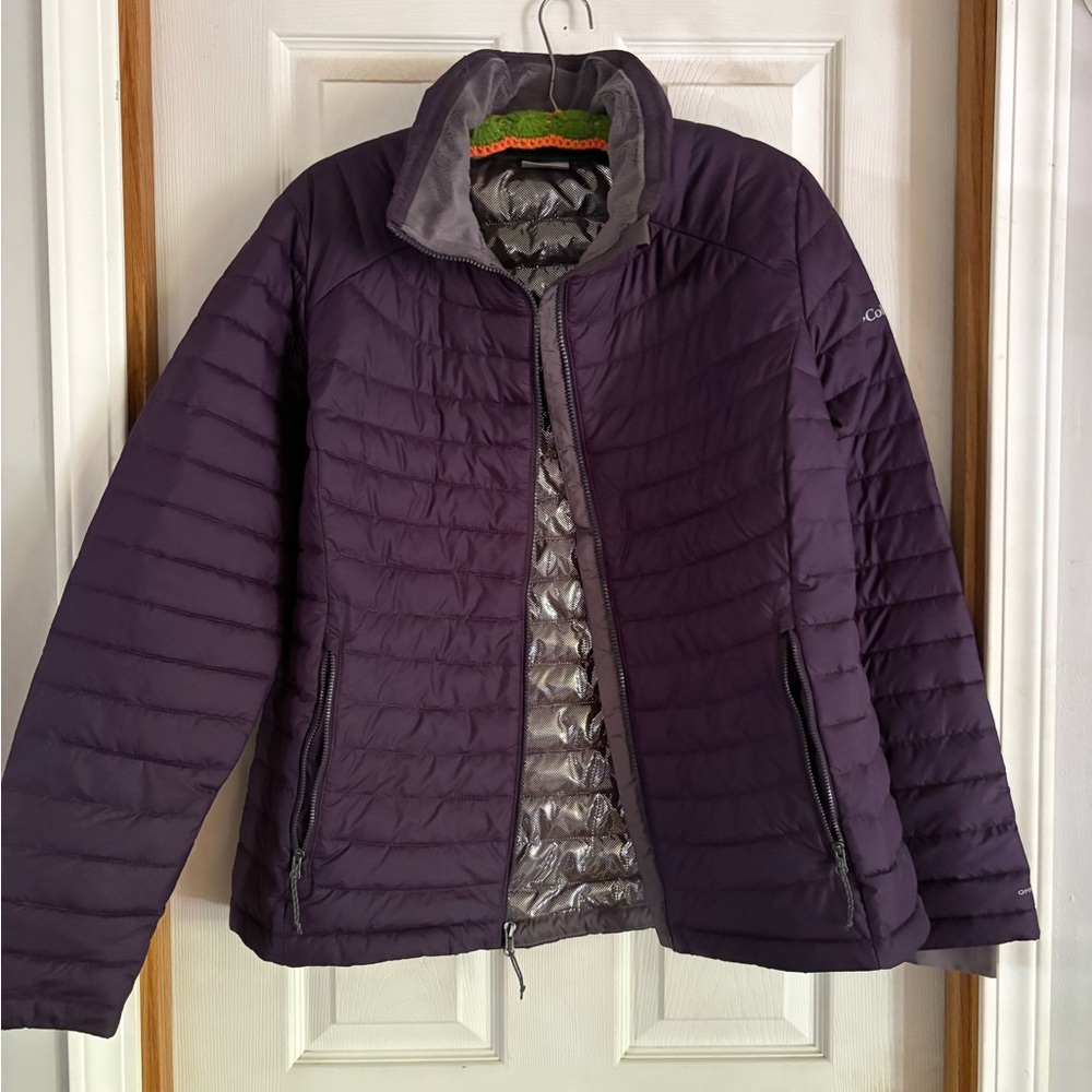 Columbia worn once Purple Puffer Jacket Lightweight Quilted Design